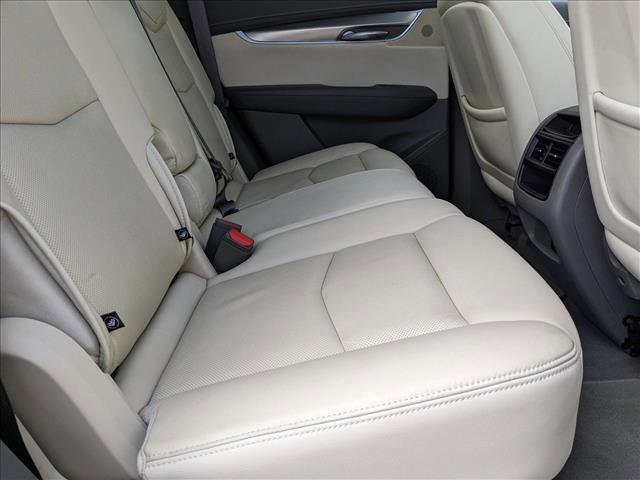 Photo of 2019 Manhattan Noir Metallic Cadillac XT5