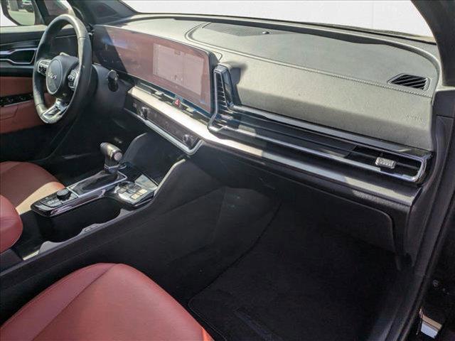 Photo of 2024 Ebony Black Kia Sportage