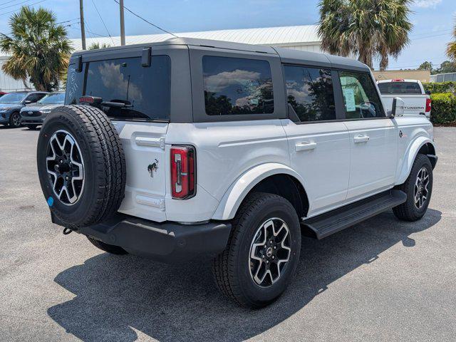 Photo of 2025 Oxford White Ford Bronco
