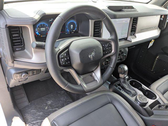 Photo of 2025 Oxford White Ford Bronco