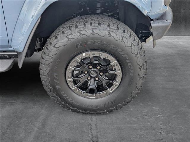 Photo of 2025 Azure Gray Metallic Tri-Coat Ford Bronco