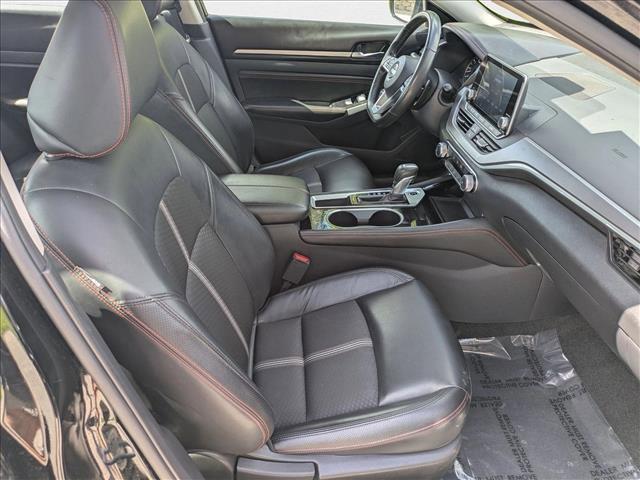 Photo of 2023 Super Black Nissan Altima