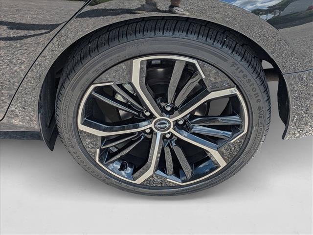 Photo of 2023 Super Black Nissan Altima