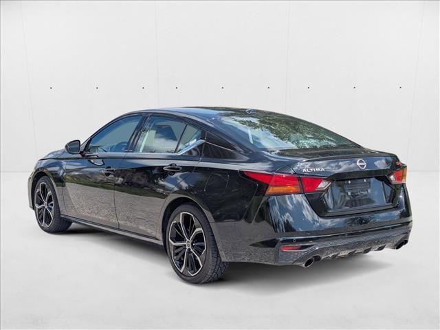 Photo of 2023 Super Black Nissan Altima