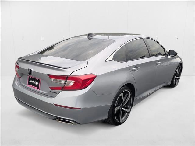 Photo of 2021 Lunar Silver Metallic Honda Accord
