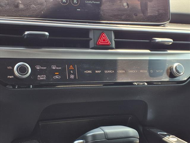 Photo of 2025 Wolf Gray Kia Sorento