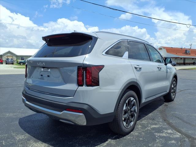 Photo of 2025 Wolf Gray Kia Sorento