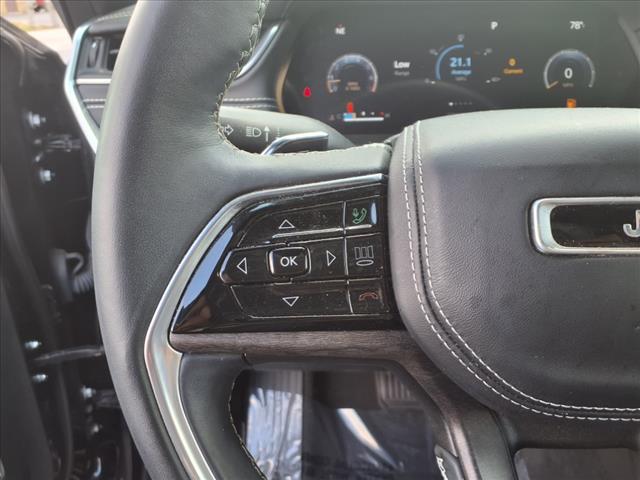Photo of 2021 Diamond Black Jeep Grand Cherokee L