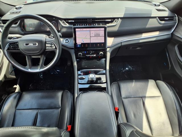 Photo of 2021 Diamond Black Jeep Grand Cherokee L