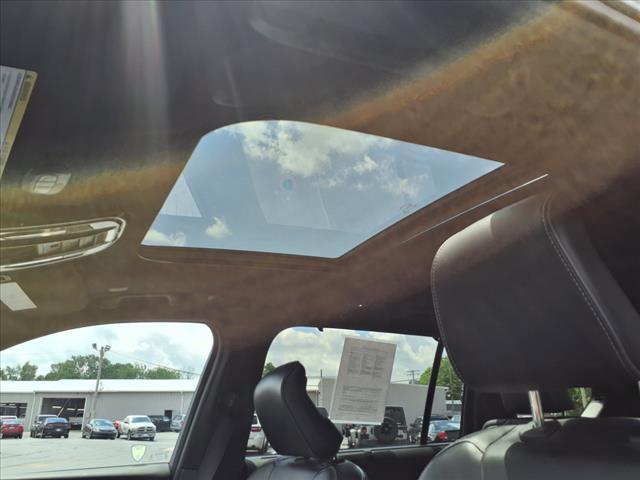 Photo of 2021 Diamond Black Jeep Grand Cherokee L