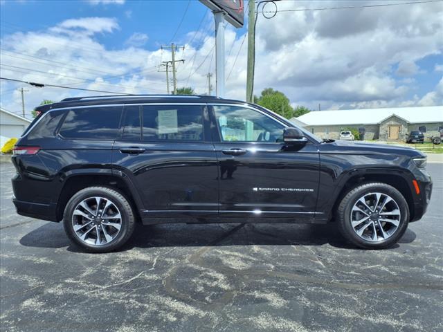 Photo of 2021 Diamond Black Jeep Grand Cherokee L