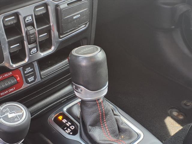 Photo of 2020 Black Clearcoat Jeep Gladiator
