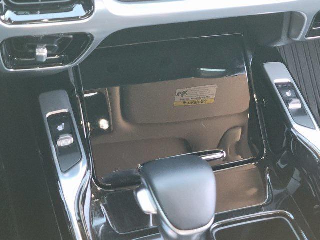 Photo of 2023 Wolf Gray Kia Sorento