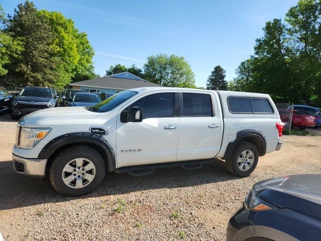 2017 Nissan Titan