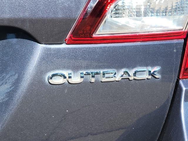 Photo of 2016 Carbide Gray Metallic Subaru Outback