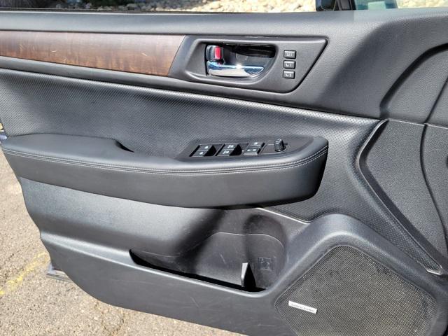 Photo of 2016 Carbide Gray Metallic Subaru Outback