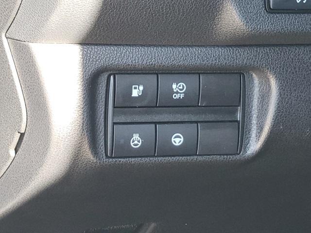 Photo of 2019 Deep Blue Pearl Nissan Leaf