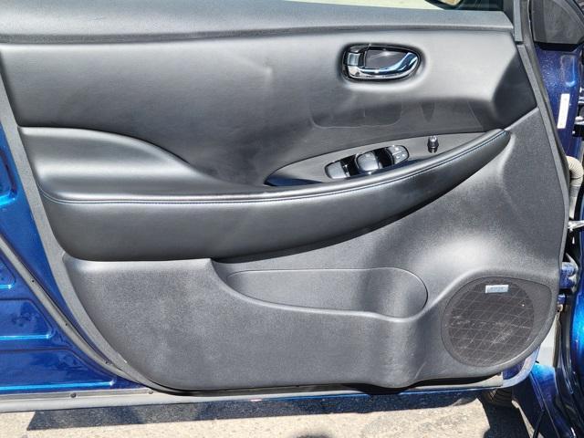 Photo of 2019 Deep Blue Pearl Nissan Leaf