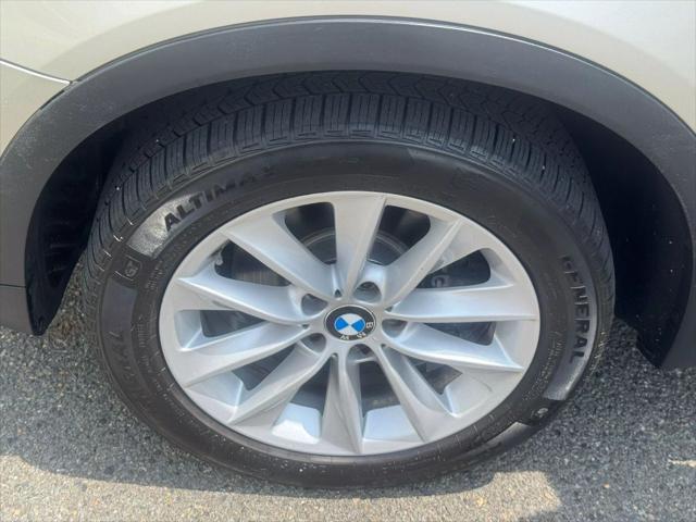 Photo of 2016 Silver BMW X3