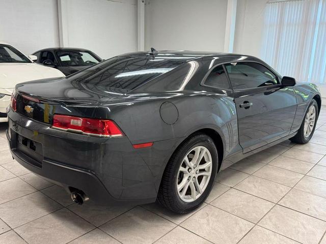 Photo of 2015 Ashen Gray Metallic Chevrolet Camaro
