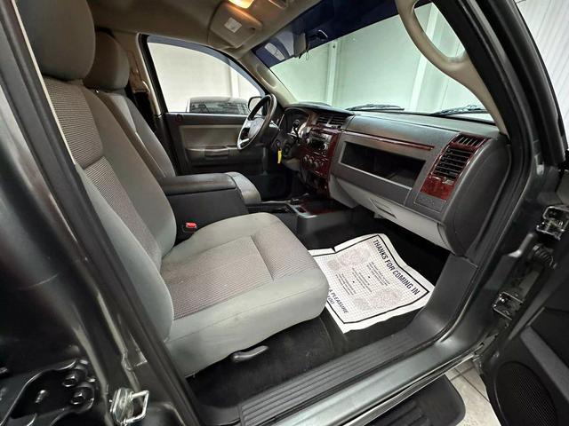 Photo of 2011 Mineral Gray Metallic Clearcoat Dodge Dakota