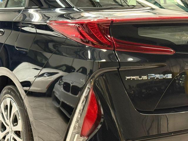 Photo of 2021 Midnight Black Metallic Toyota Prius Prime