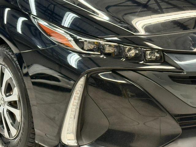 Photo of 2021 Midnight Black Metallic Toyota Prius Prime