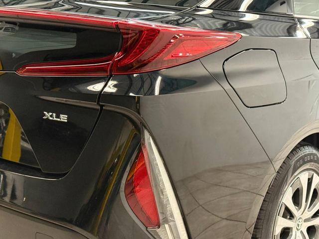 Photo of 2021 Midnight Black Metallic Toyota Prius Prime
