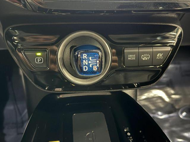 Photo of 2021 Midnight Black Metallic Toyota Prius Prime
