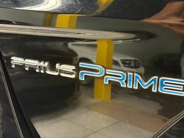Photo of 2021 Midnight Black Metallic Toyota Prius Prime