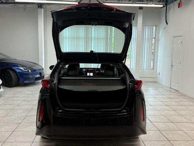 Photo of 2021 Midnight Black Metallic Toyota Prius Prime