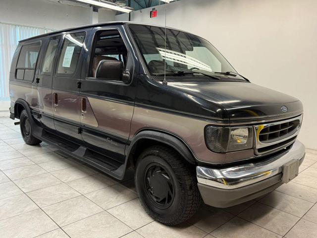 Photo of 1995  Ford E150