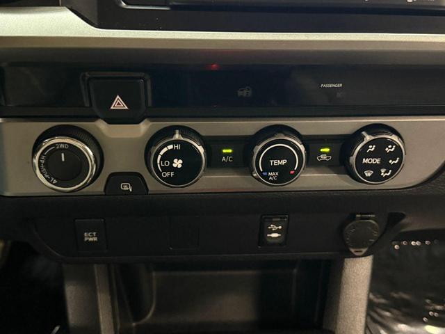 Photo of 2016 Black Toyota Tacoma