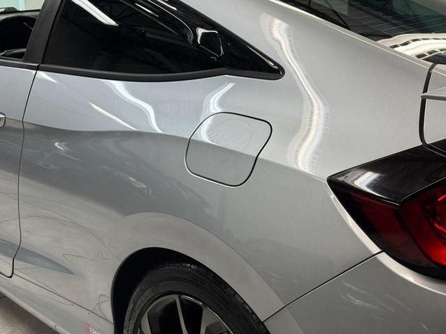 Photo of 2018 Lunar Silver Metallic Honda Civic