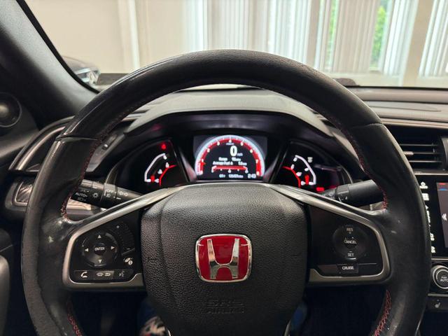 Photo of 2018 Lunar Silver Metallic Honda Civic