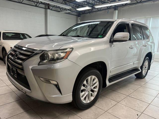 Photo of 2014 Tungsten Pearl Lexus GX 460