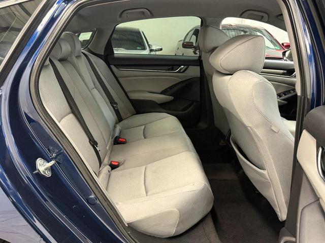 Photo of 2020 Obsidian Blue Pearl Honda Accord