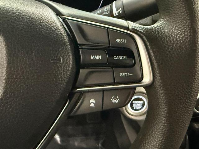 Photo of 2020 Obsidian Blue Pearl Honda Accord