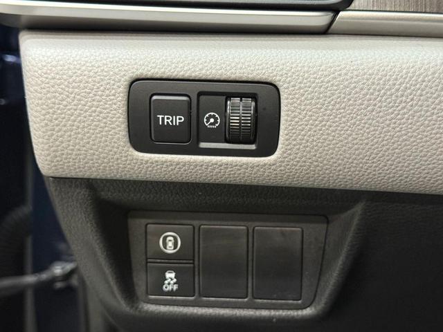 Photo of 2020 Obsidian Blue Pearl Honda Accord