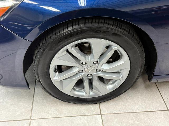 Photo of 2020 Obsidian Blue Pearl Honda Accord