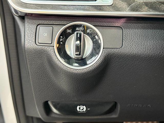 Photo of 2016 Silver Mercedes-Benz E-Class