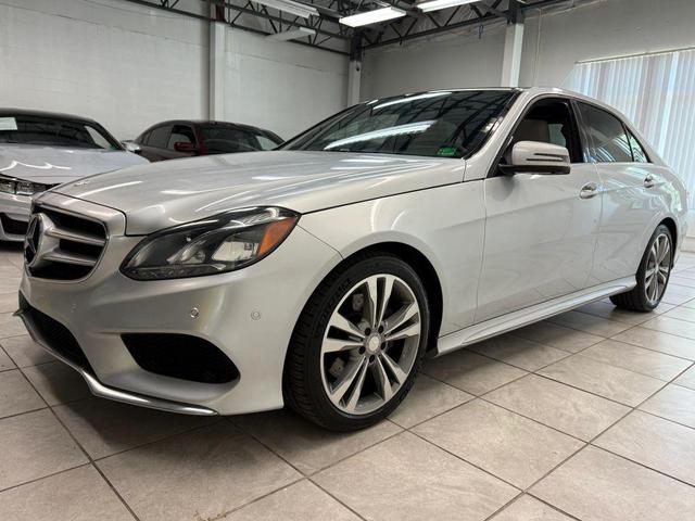 Photo of 2016 Silver Mercedes-Benz E-Class