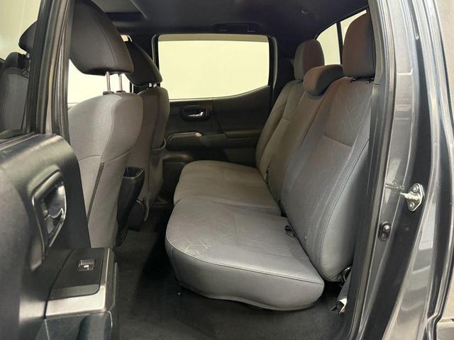 Photo of 2016 Magnetic Gray Metallic Toyota Tacoma