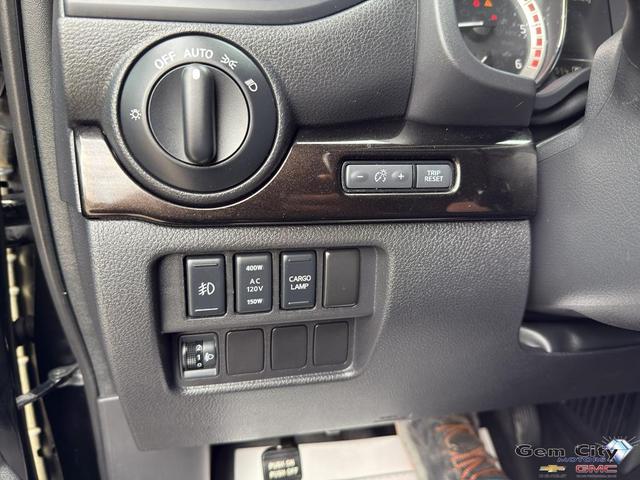 Photo of 2018 MAGNETIC BLACK Nissan Titan XD