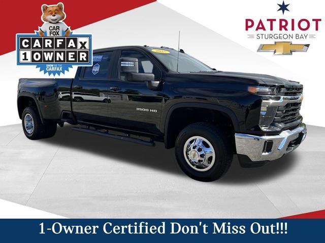 Photo of 2025 Black Chevrolet Silverado 3500