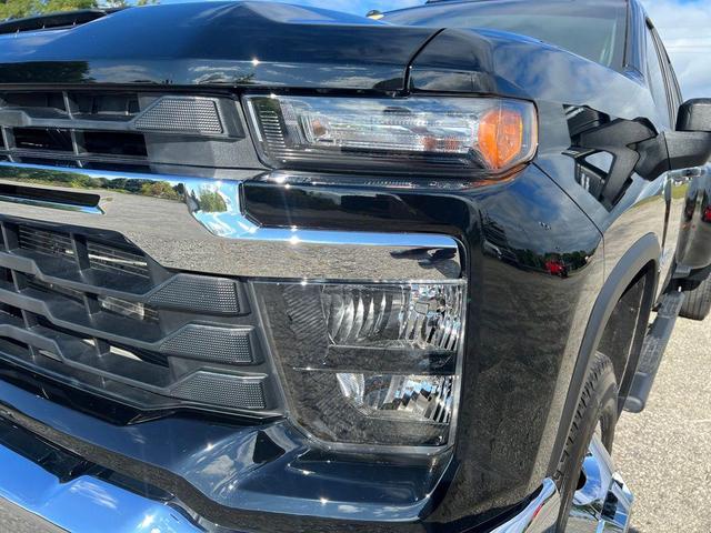 Photo of 2025 Black Chevrolet Silverado 3500