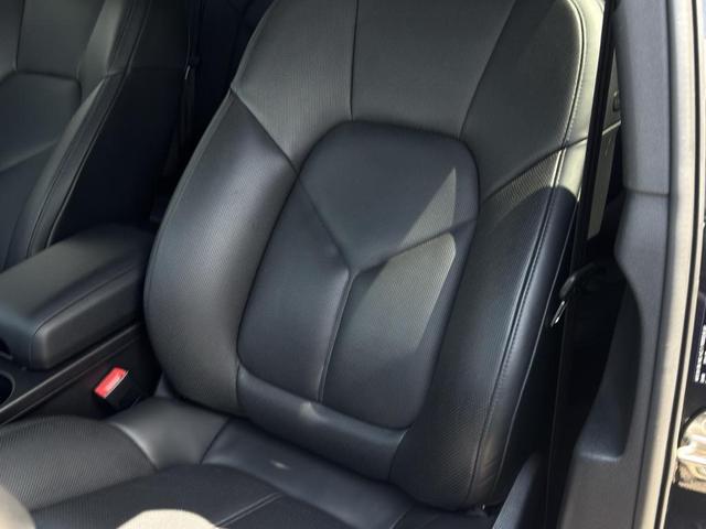 Photo of 2023 Volcano Grey Metallic Porsche Macan