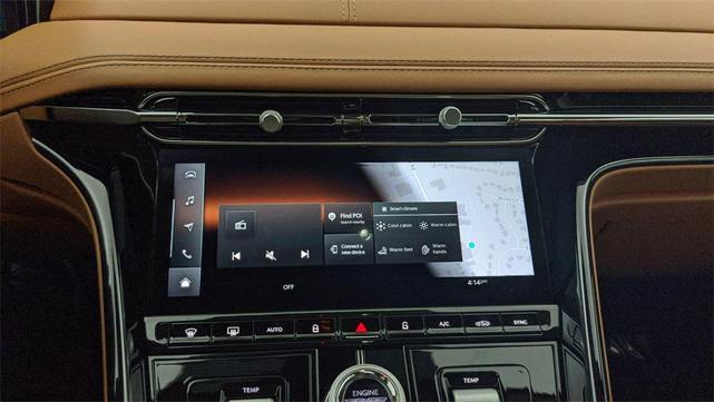 Photo of 2025 Zenith White Aston Martin DB12