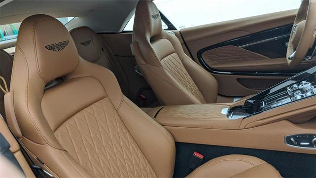 Photo of 2025 Zenith White Aston Martin DB12