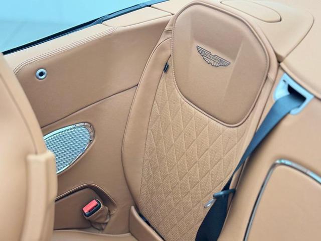 Photo of 2025 Zenith White Aston Martin DB12